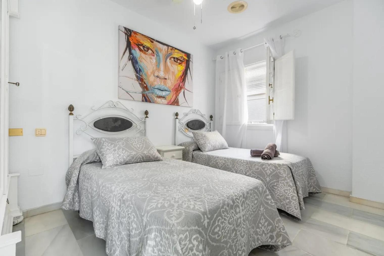 Amazing Penthouse On The Beach, Sea Views, Wifi, Airconditioning And Parking Torrevieja Exterior photo