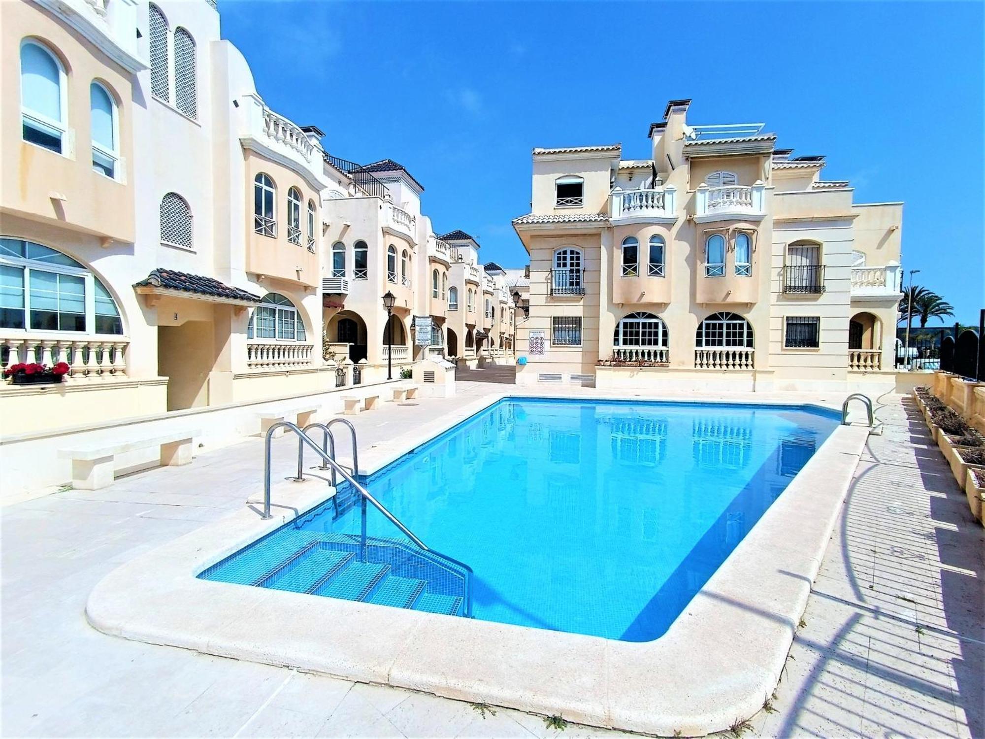 Amazing Penthouse On The Beach, Sea Views, Wifi, Airconditioning And Parking Torrevieja Exterior photo